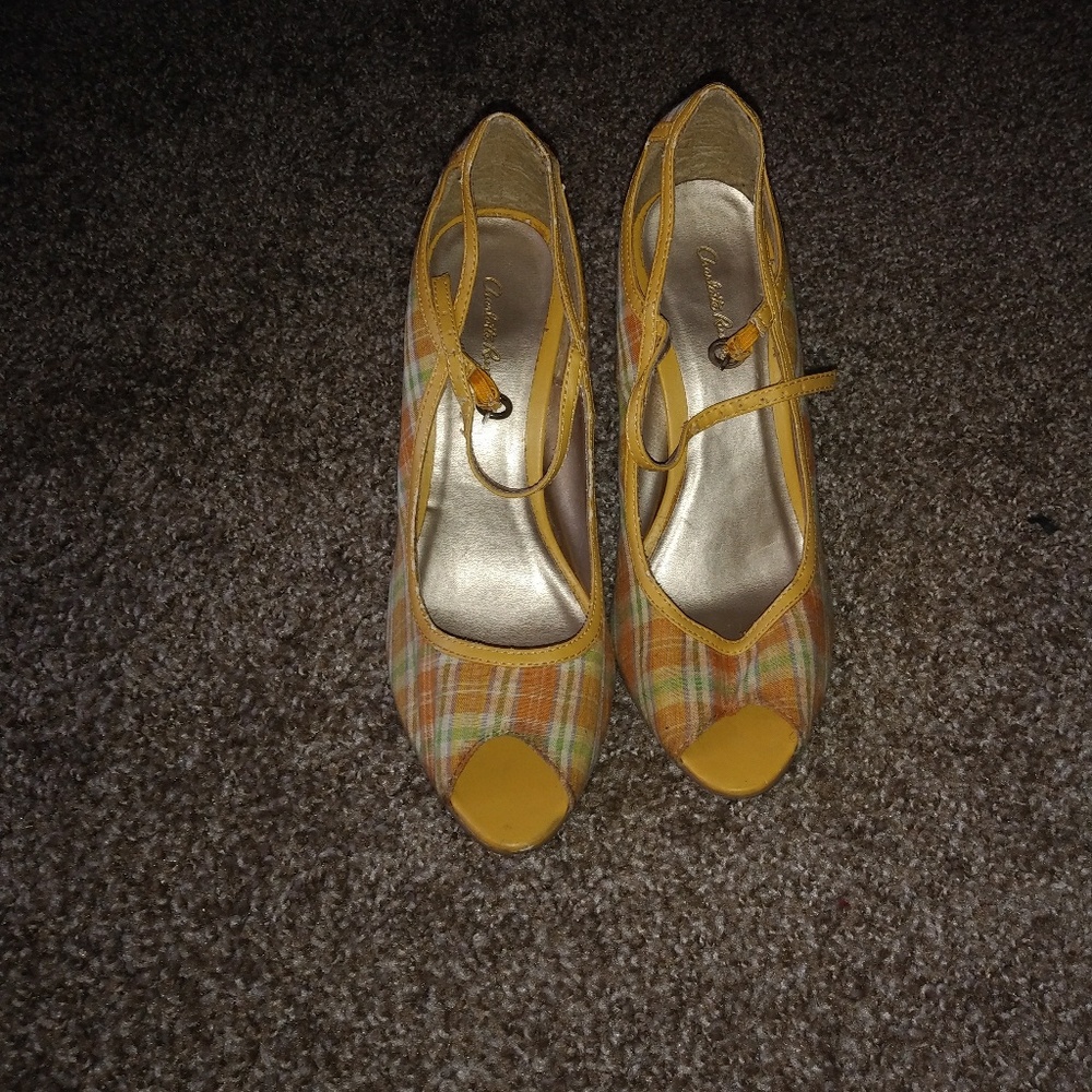 Yellow Heels